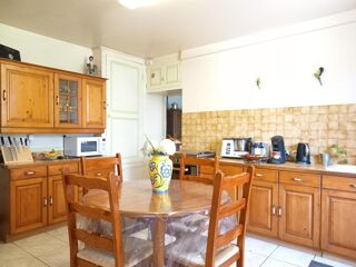  Maison � vendre 9 pi�ces 220 m�