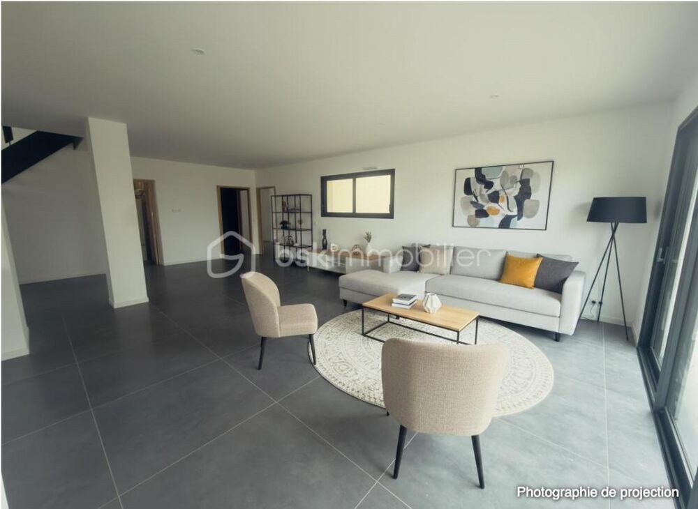 Maison familiale 5 chambres non mitoyenne de 165 m² sur un terrain de 470 m² avec garage