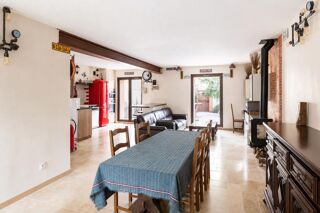  Propriété/château à vendre 5 pièces 130 m²