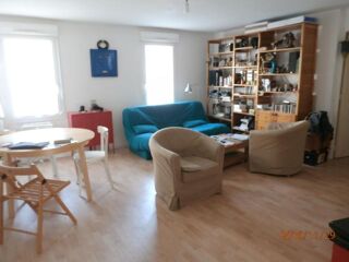  Appartement à louer 3 pièces 60 m²
