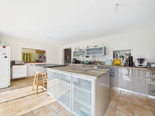  Maison � vendre 5 pi�ces 230 m�