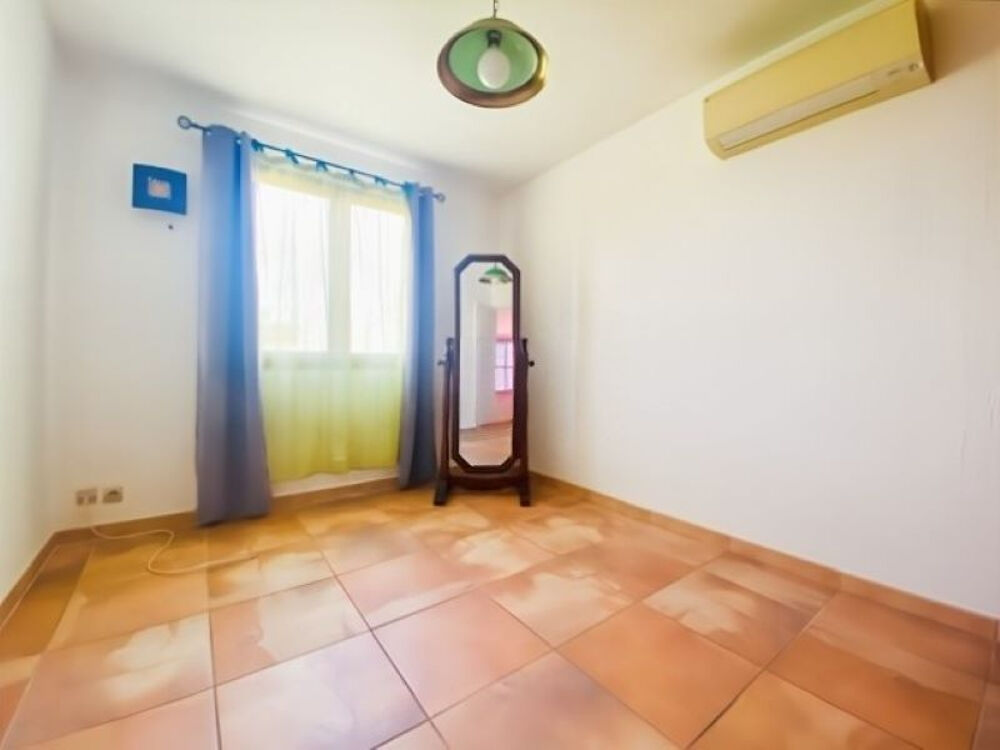 Maison 4 pièce(s) 80 m2habitable sur parcelle de 227m²