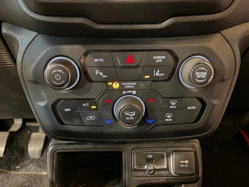 Renegade 1.0 gse t3 120ch limited 2019 occasion 34130 Valergues