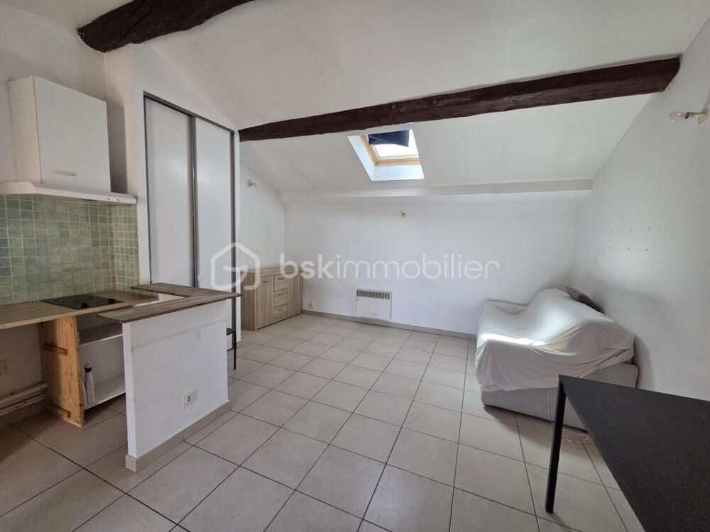 Vente Appartement EN EXCLUSIVITE à vendre à Sète – Studio lumineux au dernier étage,  proche de la gare et du théâtre Sete