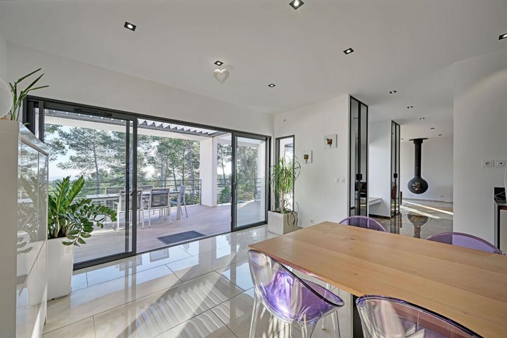  vendre  Proprit/chteau Nmes (30000)