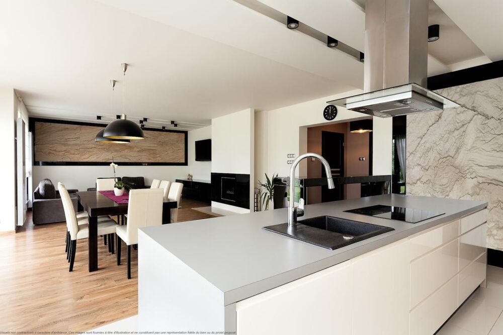 ** Superbe 2 pièces avec Balcon en Étage + Parking , Un emplacement Idéal"