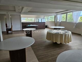 Immeuble - 3 pièce(s) - 705 m², Cannes La Bocca