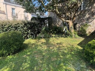  Propriété/château à vendre 8 pièces 234 m²