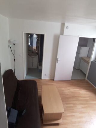  Appartement à louer 1 pièce 24 m²