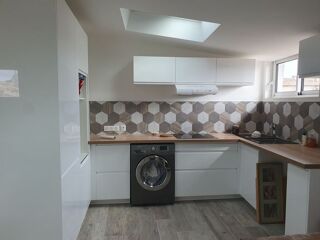  Appartement à louer 2 pièces 42 m²