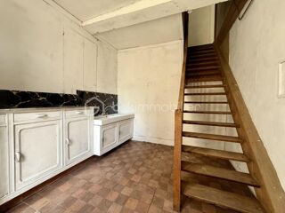  Immeuble à vendre 6 pièces 300 m²