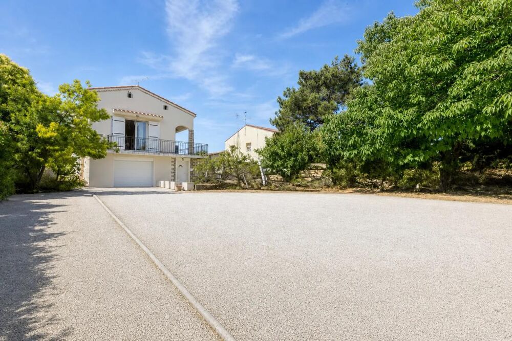 Maison de 9 pièces de 246 m² à Velaux