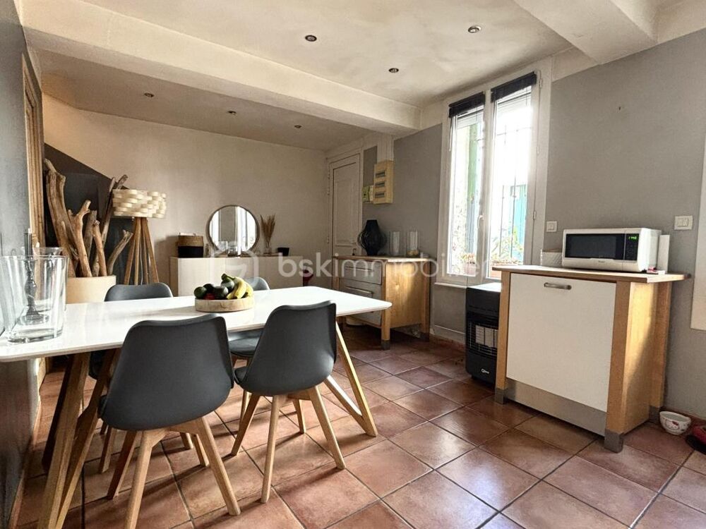 Maison de village lumineuse  95 m²  Baho  145 000 €
