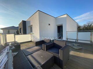  Villa  vendre 5 pices 136 m