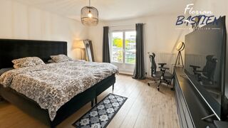  Immeuble à vendre 6 pièces 175 m²