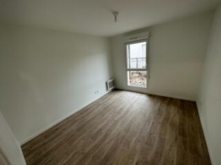  Appartement à louer 3 pièces 60 m²