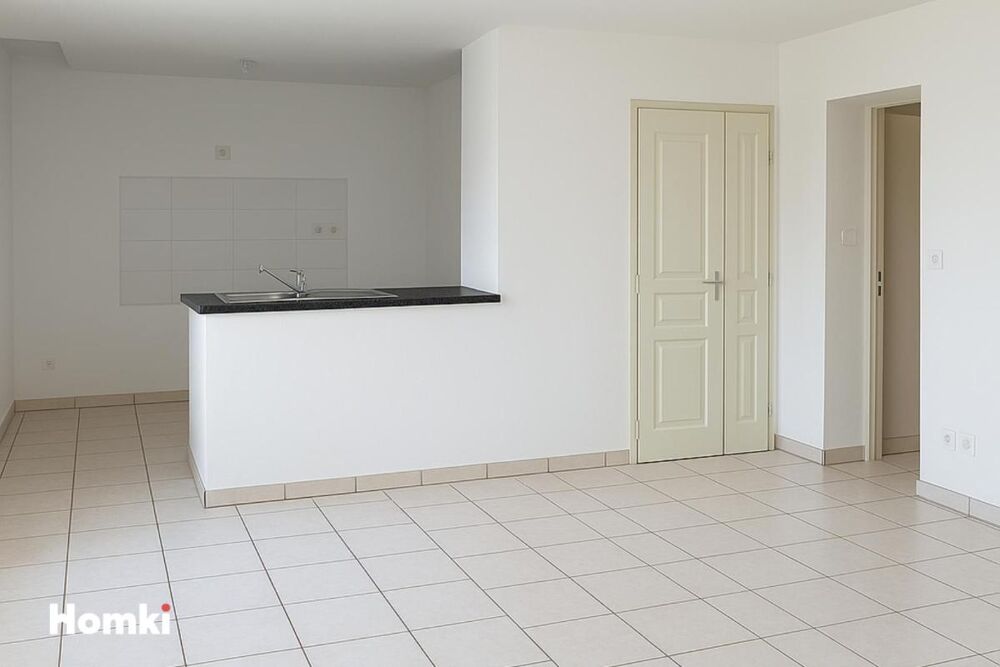 Appartement T3 de 68 m² à Perpignan 66000, Place de la République