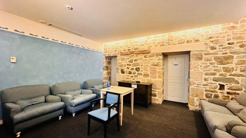 Vente Immeuble OPPORTUNITÉ COMMERCIALE & PATRIMONIALE UNIQUE AU CŒUR DE CROZON Crozon