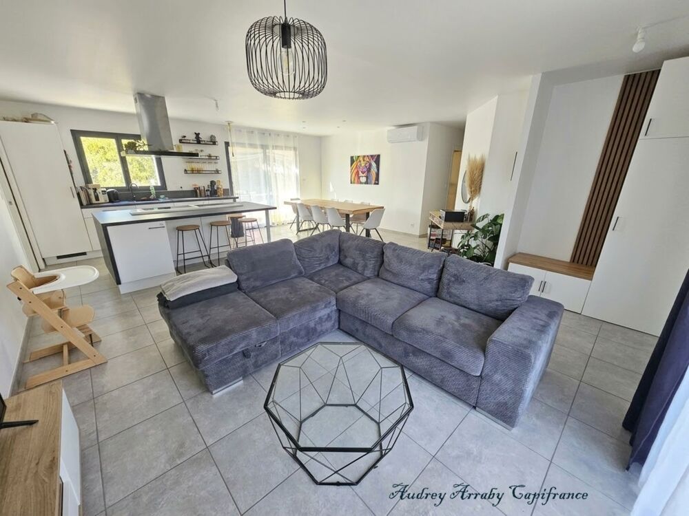 Vente Maison plain-pied récente chambres garage et grande terrasse Culhat