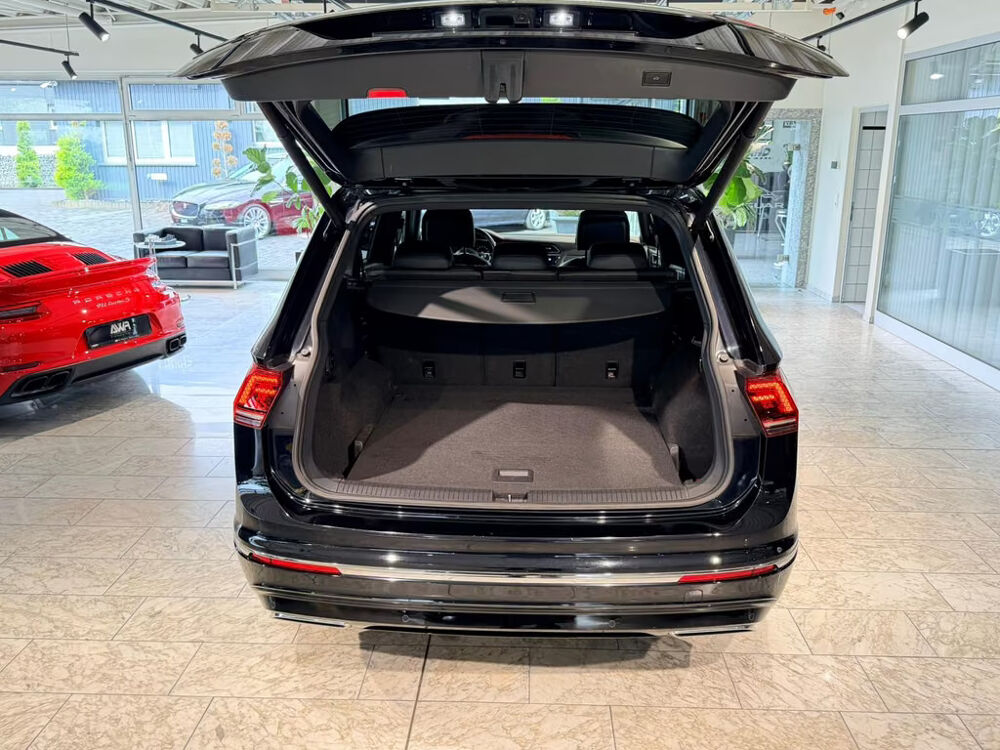 Tiguan Allspace 4Motion R-Line 2020 occasion 33000 Bordeaux