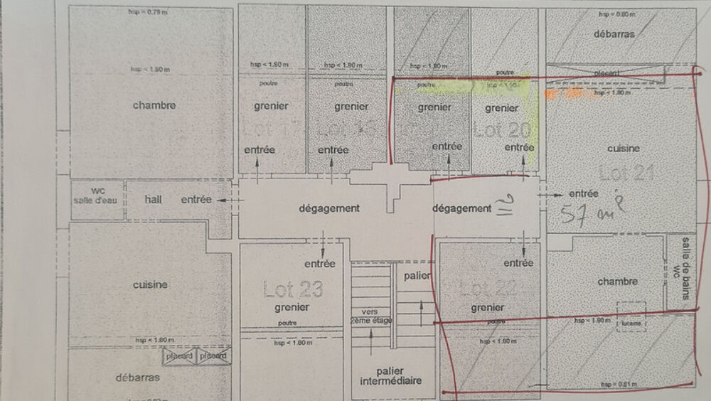 Appartement à rénover entièrement, fort potentiel !