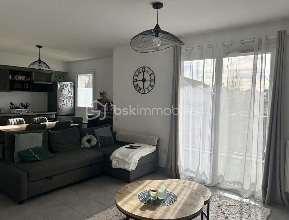 Vente Appartement Appartement T3 – 1er étage – Résidence sécurisée avec balcon Bassens