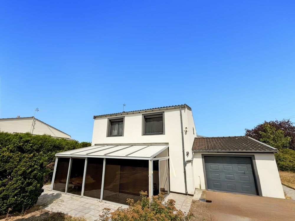 Maison de 100 m2 à MONTCEAU LES MINES avec terrain