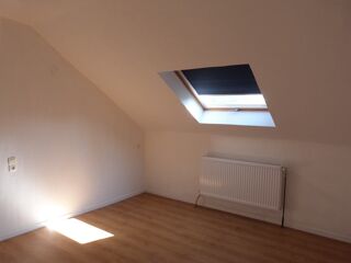  Appartement à louer 2 pièces 63 m²