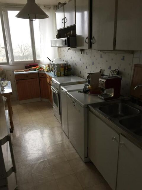  Appartement  louer 1 pice 11 m Cergy