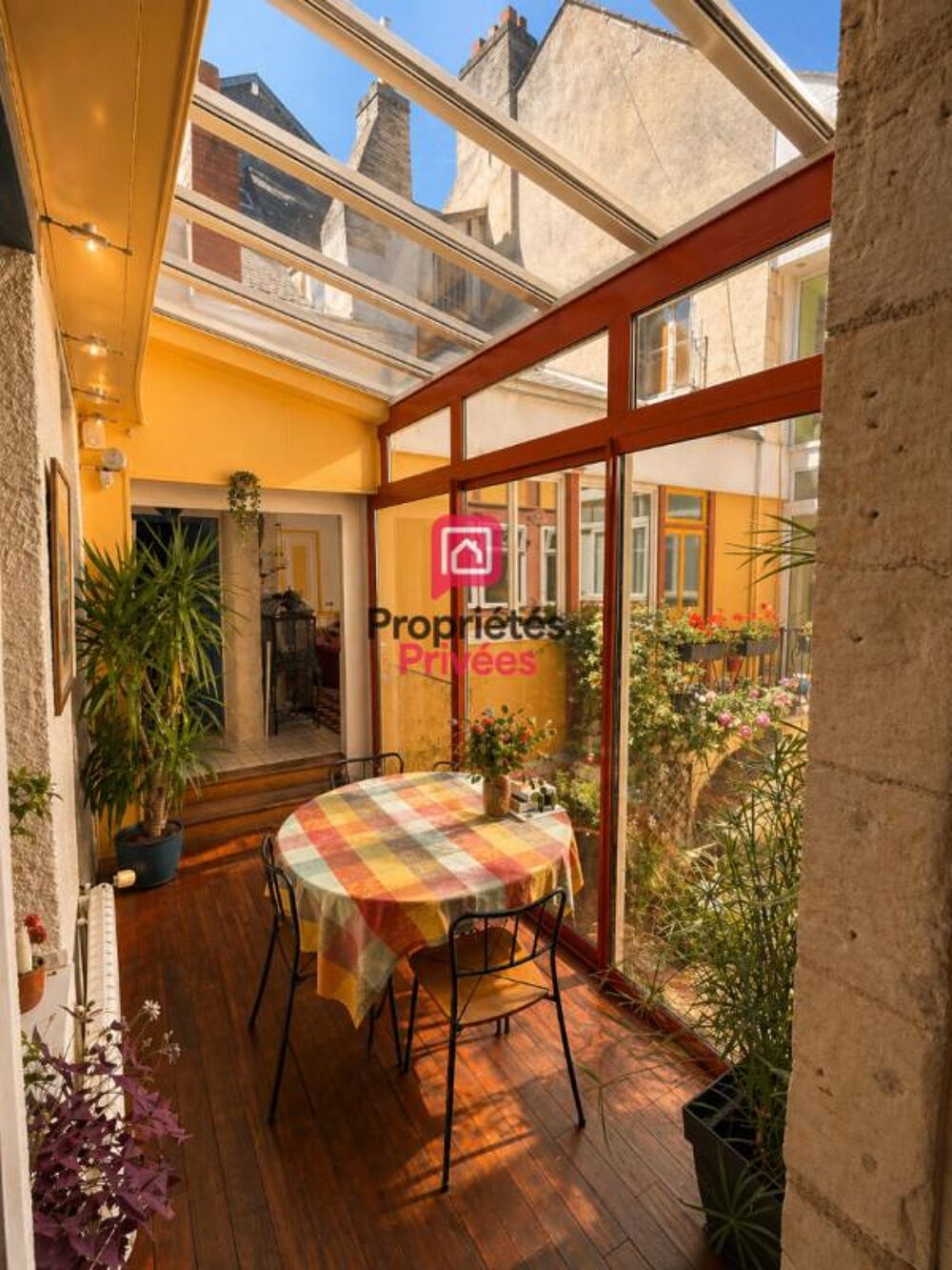 Maison Chinon Centre Ville 8 pièce(s) 250 m2 - Cour intérieur