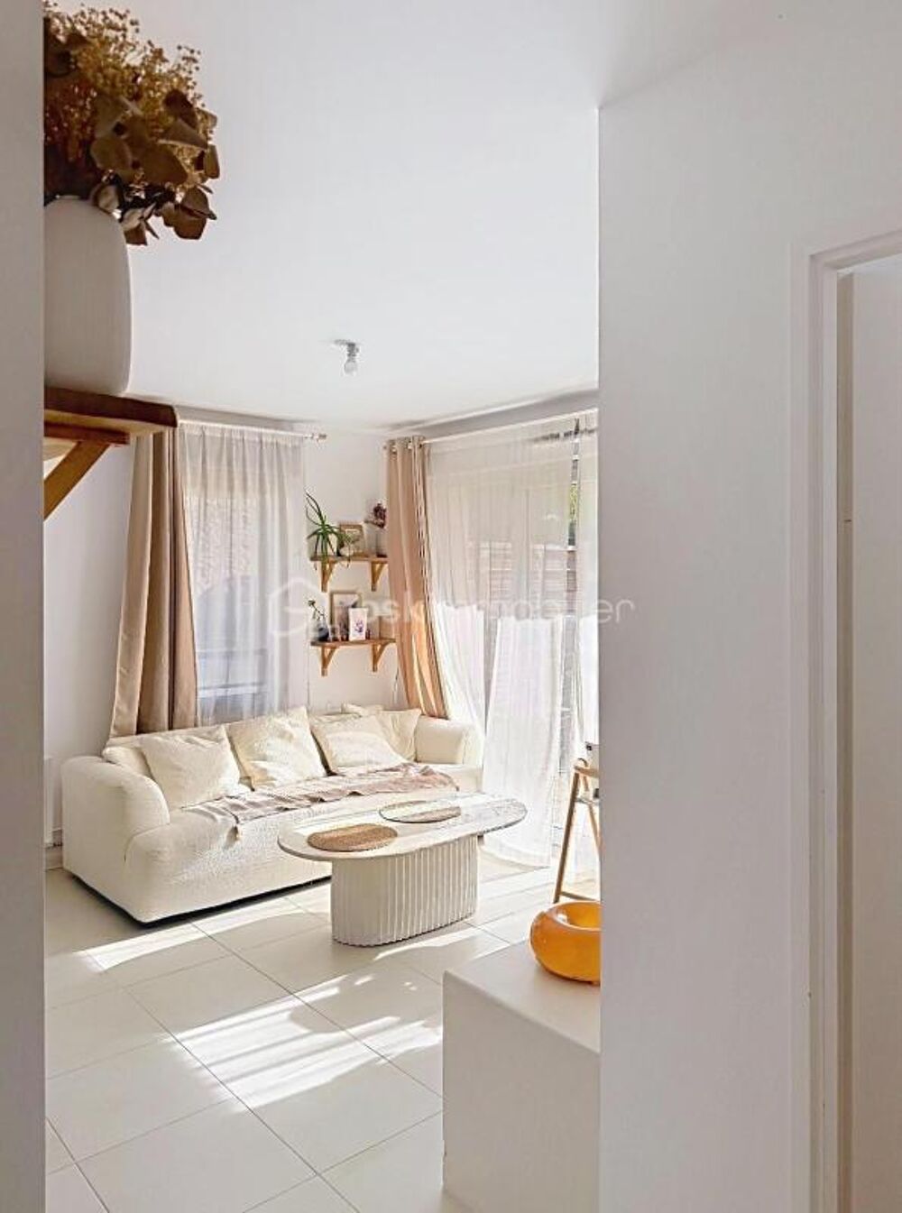 SUPERBE F2 AVEC JARDIN ET BOX À VILLERON