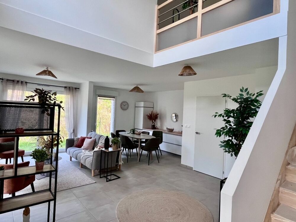 Vente Appartement à vendre appartement duplex 100m² rez de jardin 5 pièces SCIEZ (74) parking et cave Sciez