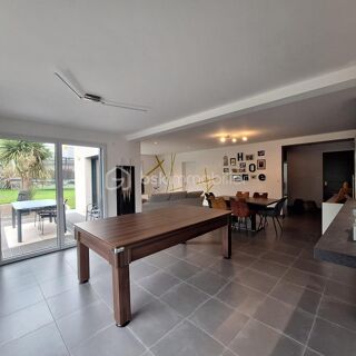  Maison  vendre 8 pices 191 m