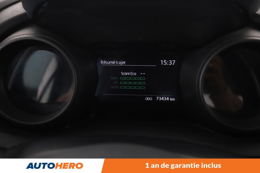 Yaris Cross 1.5 Hybride AWD-i Dynamic Business 116H 2022 occasion 92130 Issy-les-Moulineaux