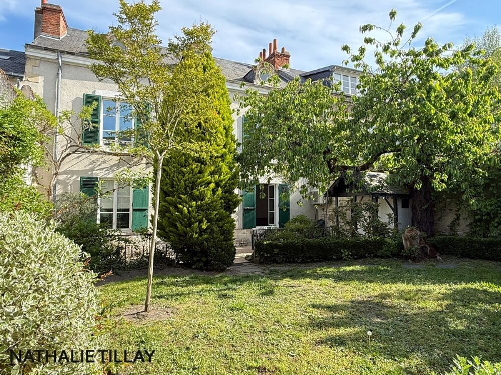 ORLEANS centre, maison bourgeoise a vendre, avec jardin et ascenseur, rare