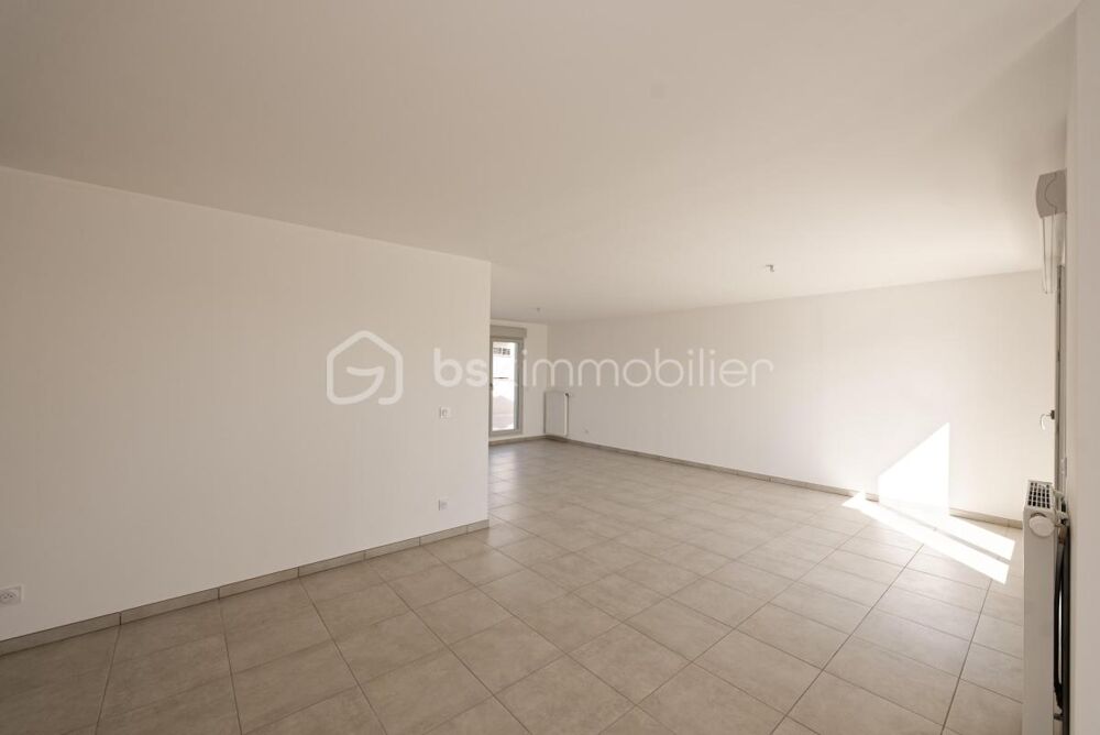 Rare avec Grande Terrasse  4 Chambres  Calme & Vie de Village