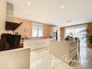  Villa � vendre 6 pi�ces 190 m�