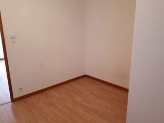  Appartement à louer 2 pièces 33 m²