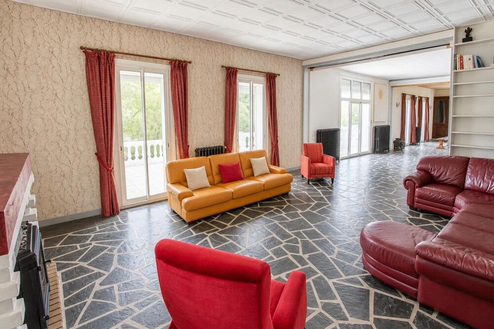 Maison de 14 pièces de 510 m² à Verdelot