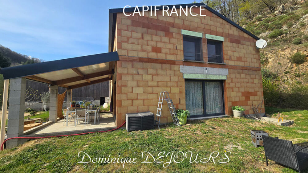 Maison de 2019 de 244 m² sur 30 hectares ISSAMOULENC (07)
