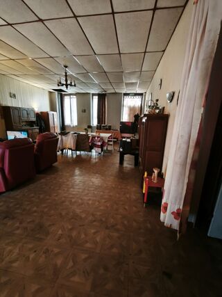  Maison � vendre 9 pi�ces 236 m�