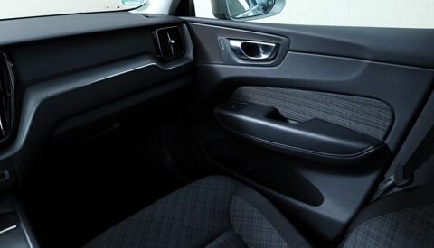 XC60 Core – 1&egrave;re Main Chauffage Stationnaire Services Google 2024 occasion 33000 Bordeaux