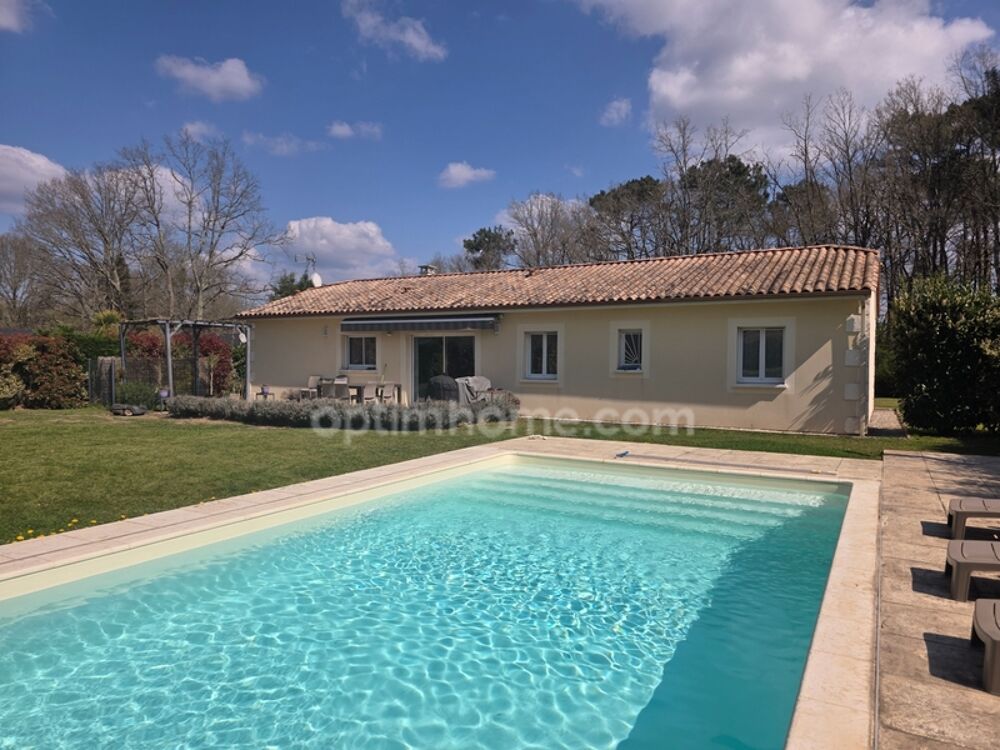 Maison contemporaine avec piscine chauffée, grand terrain et bureau  La Force