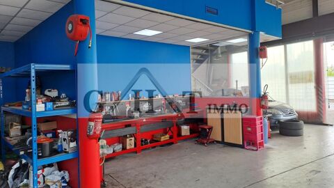 A louer local commercial de 300m2  sur la N4 5000 77340 Pontault combault