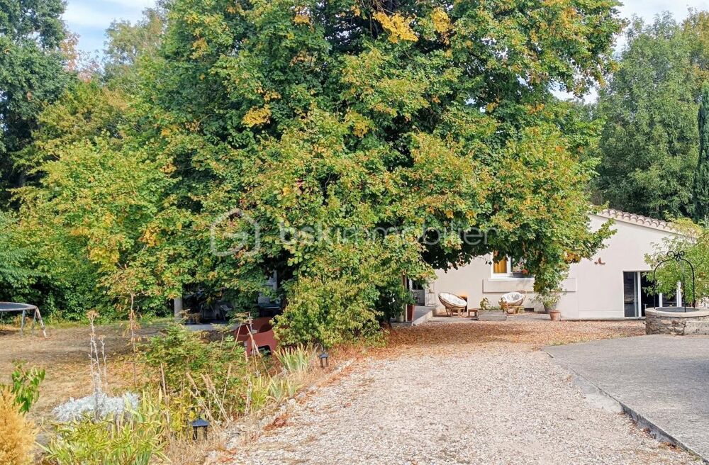 Vente Maison Maison familiale de caractère dans le Hameau de Vosves proche RER Dammarie les lys