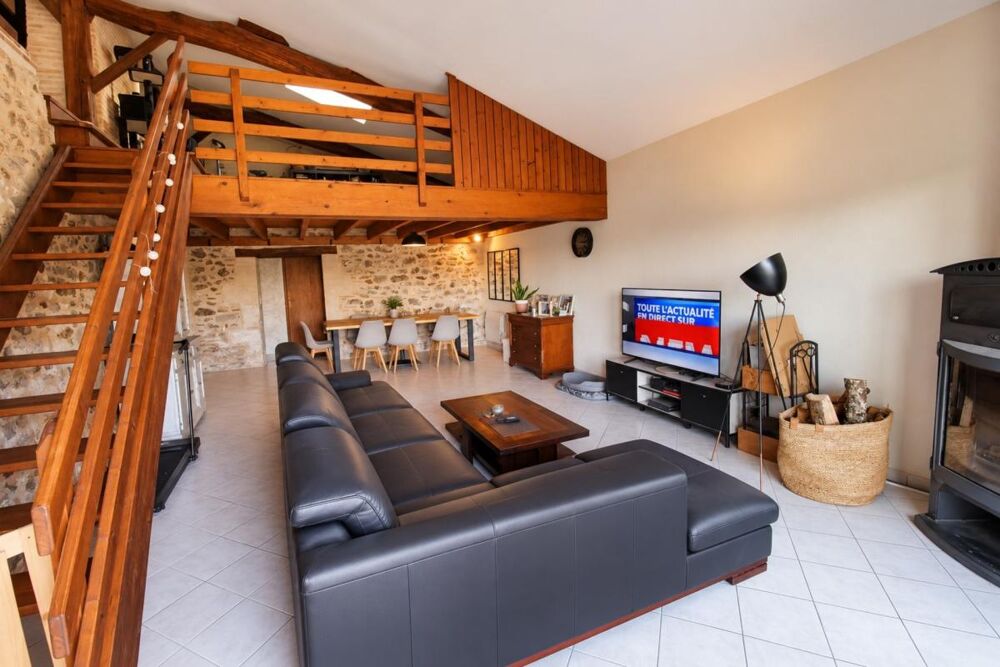 Vente Maison AILLAS (33124) – SUPERBE MAISON DE CAMPAGNE DE 130 M² SUR UN TERRAIN DE 9 600 M² Aillas
