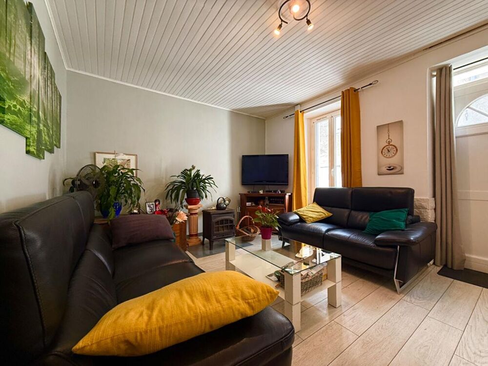 Vente Maison Maison La Souche 5 pièces 83 m2 La souche
