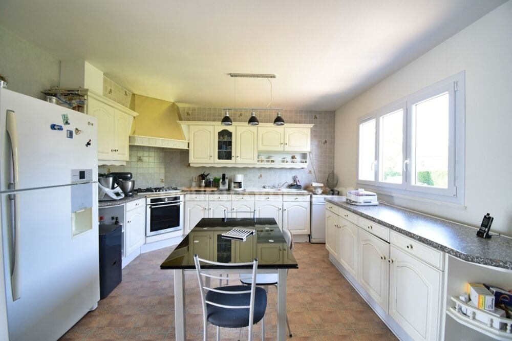 EXCLUSIVITE / Belle propriété / 63160 Billom