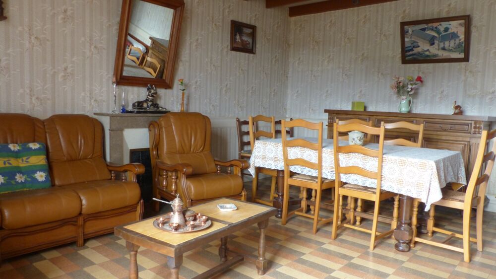Vente Maison Dpt Deux Sèvres (79), à vendre proche de AIRVAULT maison P5, terrain 1335 m² Airvault