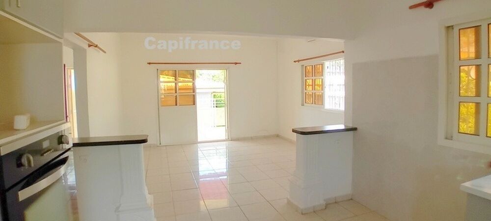 Location Appartement À LOUER – Appartement T3 rénové et climatisé – 98 m² – Ouangani COCONI (976) Coconi